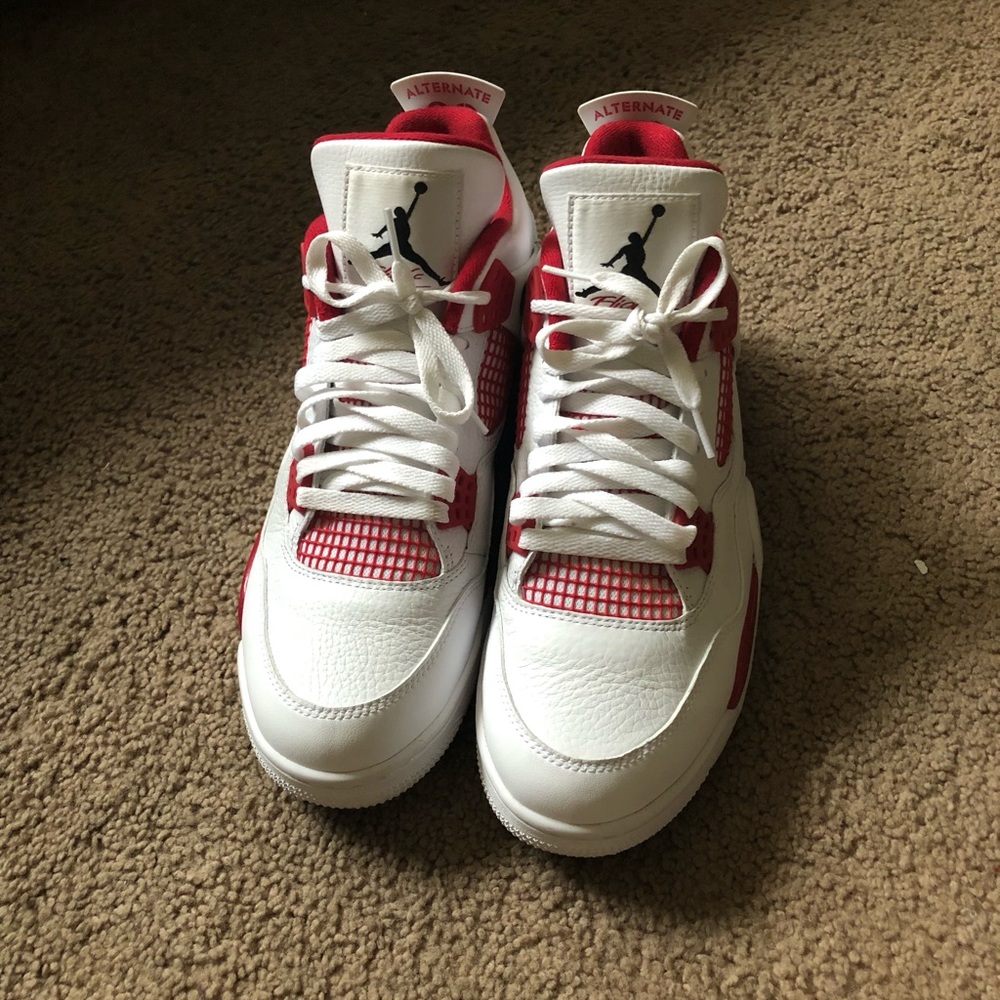 Jordan 4 “Alternate”